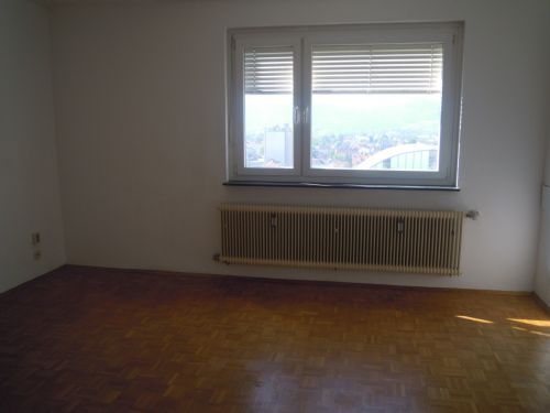 Klagenfurt Citynähe: Geräumige 3-Zimmer Mietwohnung im 12. Stock mit Fernsicht! - Bild5