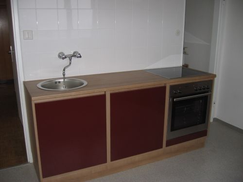 Klagenfurt Citynähe: Geräumige 3-Zimmer Mietwohnung im 12. Stock mit Fernsicht! - Bild2