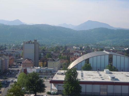 Klagenfurt Citynähe: Geräumige 3-Zimmer Mietwohnung im 12. Stock mit Fernsicht! - Bild7