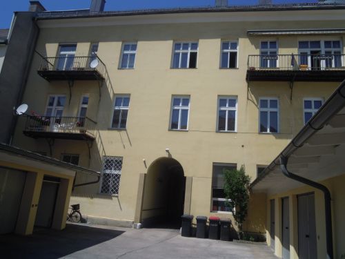 Klagenfurt-Nähe Alter Platz: Repräsentative Altbauräumlichkeiten in einem Gründerzeithaus! - Bild5