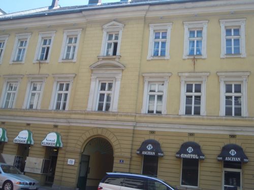 Klagenfurt-Nähe Alter Platz: Repräsentative Altbauräumlichkeiten in einem Gründerzeithaus! - Bild6