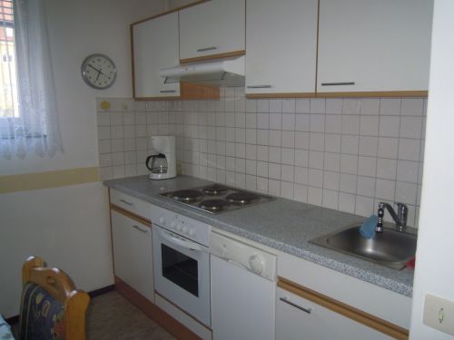 Klagenfurt Ringnähe: Geräumige 2 Zimmer Mietwohnung mit Westloggia! - Bild2