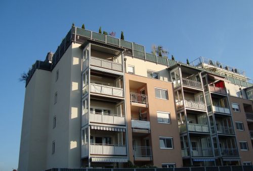 Klagenfurt Nähe City Arkaden/LKH: Neuwertige wohnbaugeförderte 4 Zimmer Wohnung! - Bild2