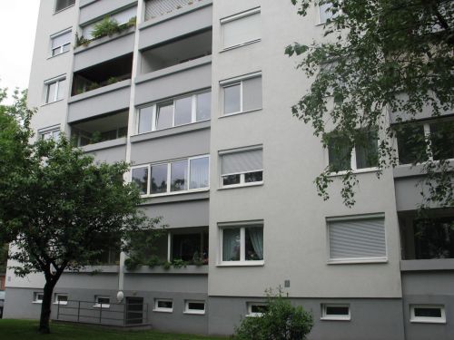 Klagenfurt Zentrumsnähe: WIE NEU! Geräumige 3-Zimmer Wohnung mit ca. 37 m² Wohn-/Essbereich! - Bild1