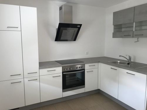 Klagenfurt: 2 Zimmer Erstbezugswohnung, großer Südbalkon, Carport! - Bild1