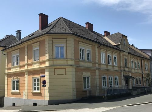 Klagenfurt West: Renovierte 3 Zimmer Altbauwohnung beim Lendkanal! - Bild1
