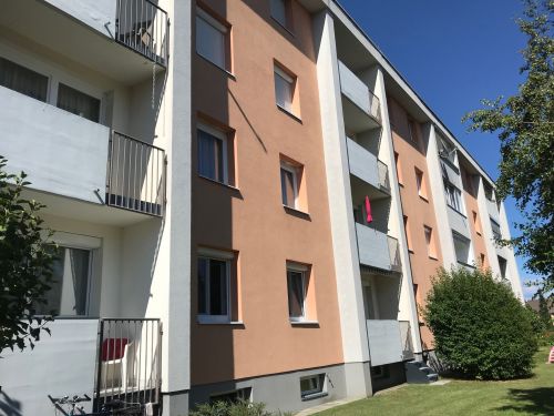 Klagenfurt Waidmannsdorf: Sonnige und ruhige 3 Zimmer Wohnung mit freiem Karawankenblick! - Bild1