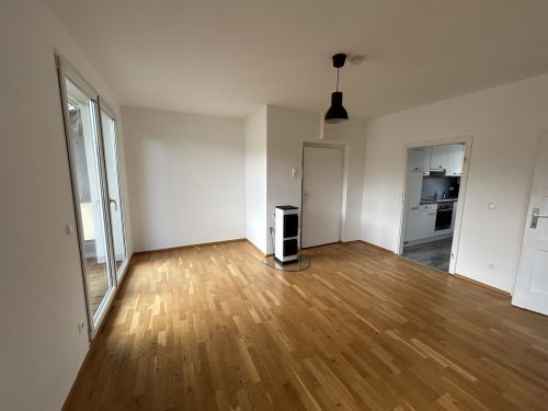 Klagenfurt: Schöne 2 Zimmer Penthousewohnung beim Lendkanal! - Bild3
