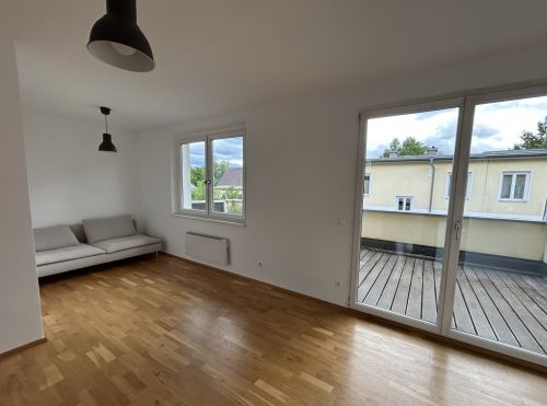 Klagenfurt: Schöne 2 Zimmer Penthousewohnung beim Lendkanal! - Bild4